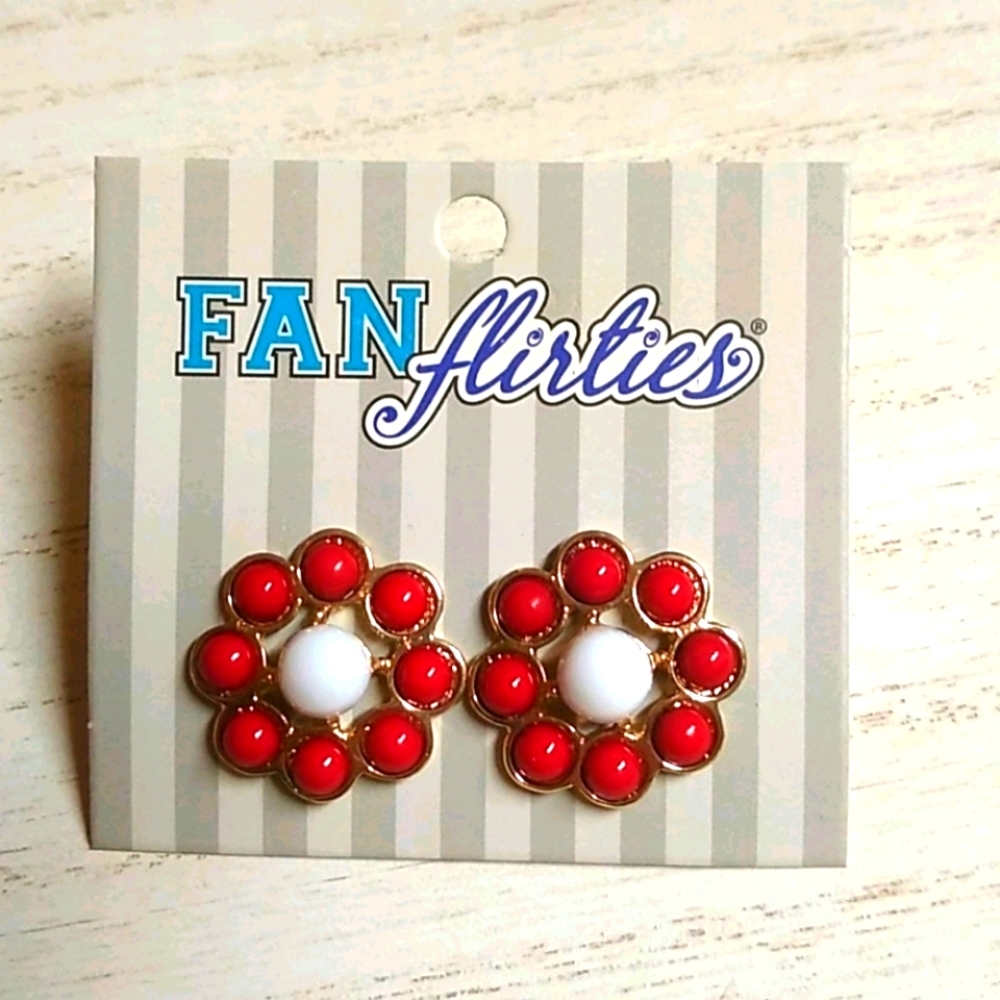 😻 3 For $15 Fan Flirties Red & White Round Studs